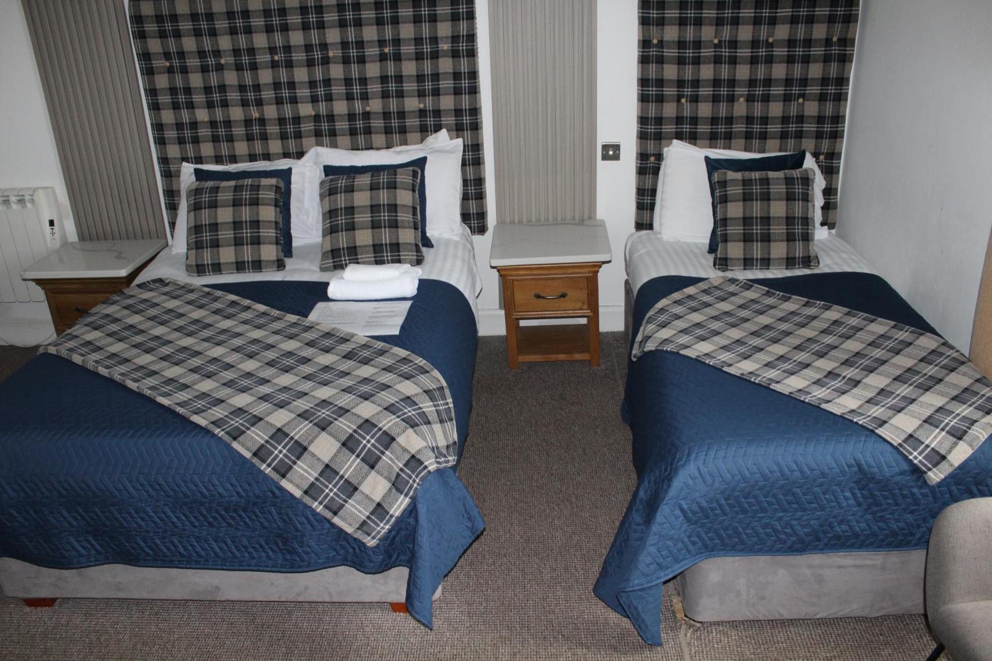 The Grey Gull Hotel Ardrishaig Exterior photo